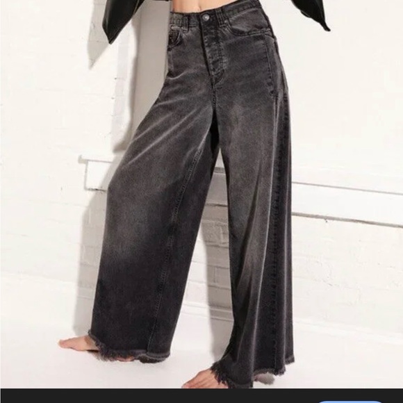 Free People Pants - Free People Old West Slouchy Wide Leg Jeans 25 Gray Distressed